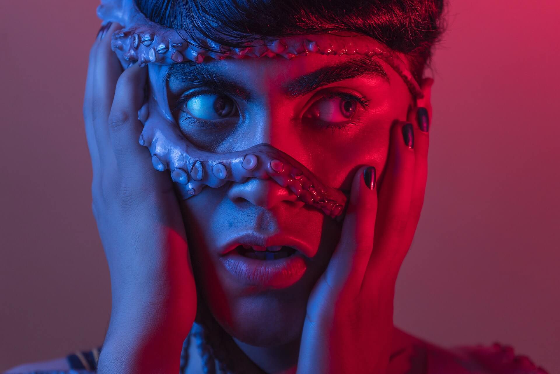 The Soul That Sees Beauty May Sometimes Walk Alone Diego Sanchez ZRpfHuz1hUM Unsplash 1