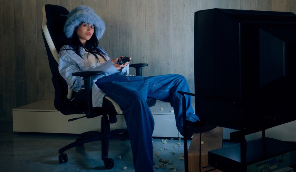 AMELIA GRAY 2 1024x597