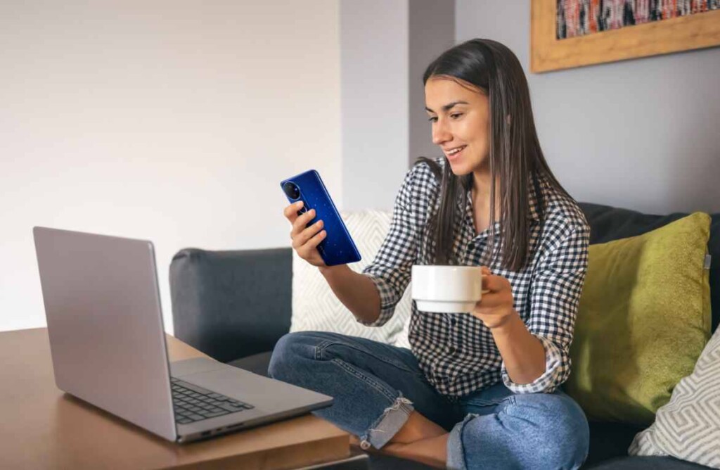 Cómo los smartphones modernos gestionan la batería en segundo plano sin afectar el rendimiento IMG 145656 10725 1752177439876 1024x668