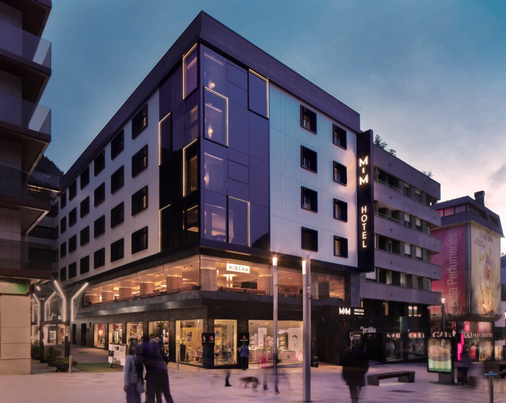 010eMIMAndorra MeliaCollection Facade 1 1024x817